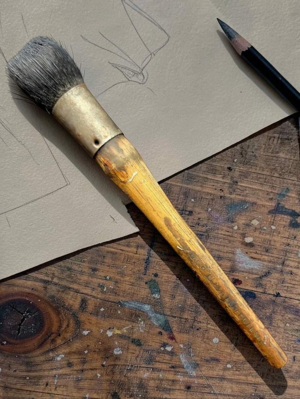 Vintage "Black Perfection" Round Sash Paint Brush Wood Handle Boar Hair Patina